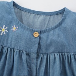 Girls' autumn long-sleeved children's clothing, new cute printed T-shirts, contrasting colors, and stylish kindergarten base shirts.