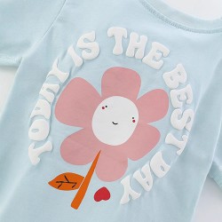 New summer styles for girls: printed Floral homewear, short-sleeved trousers, casual suits, children's stylish two-piece T-shirts.